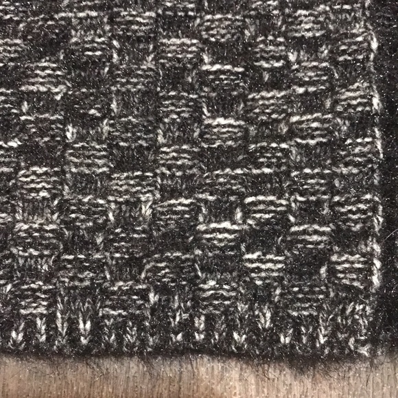BCBGMAXAZRIA  Women's Black White Open  Front Long Cardigan Heavy Knit Size M - Picture 4 of 8